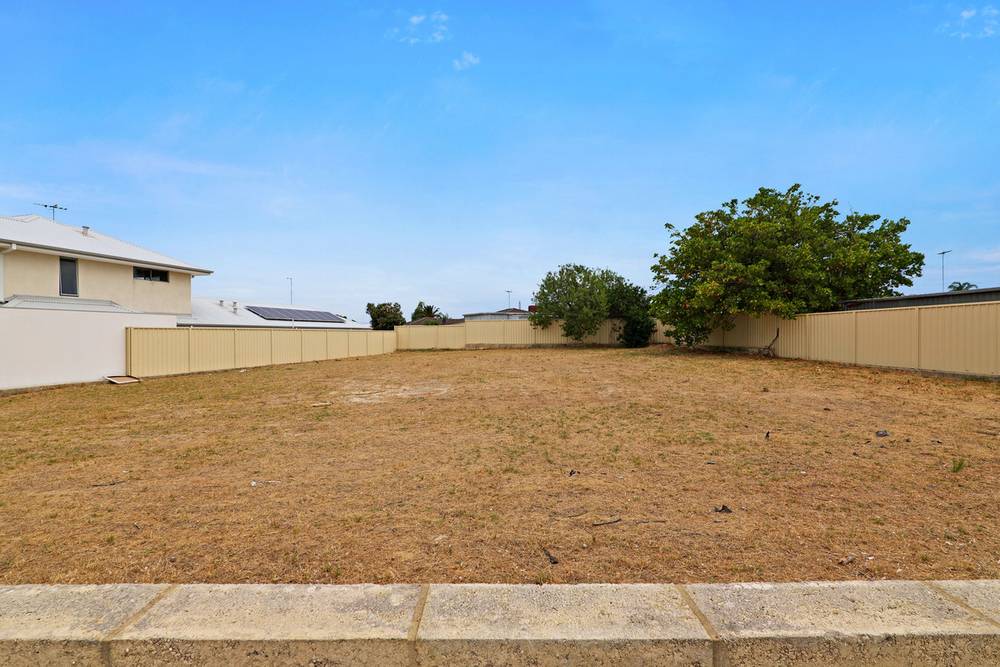 2 & 22 Quendamia Lane, Mandurah, WA 6210