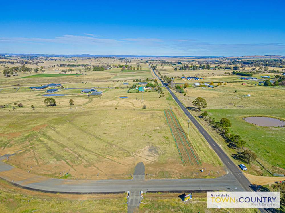 52 Varley Court, ARMIDALE, NSW 2350