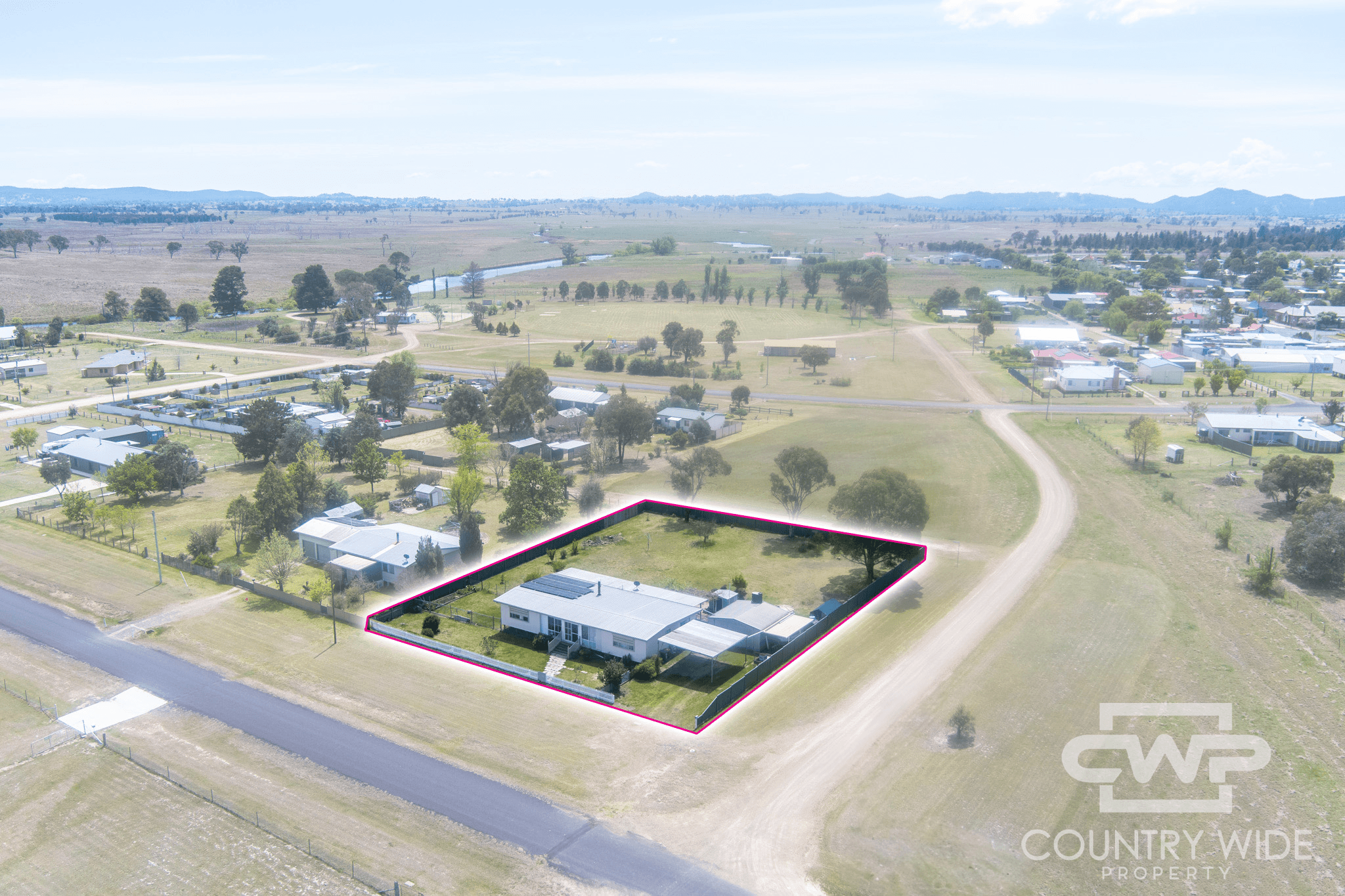 2 Ward Street, DEEPWATER, NSW 2371