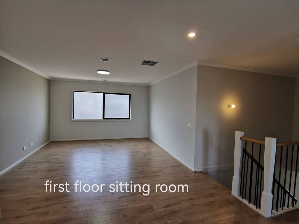 10 Lycium Road, Clyde North, VIC 3978