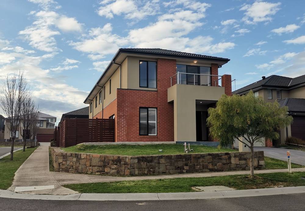 10 Lycium Road, Clyde North, VIC 3978
