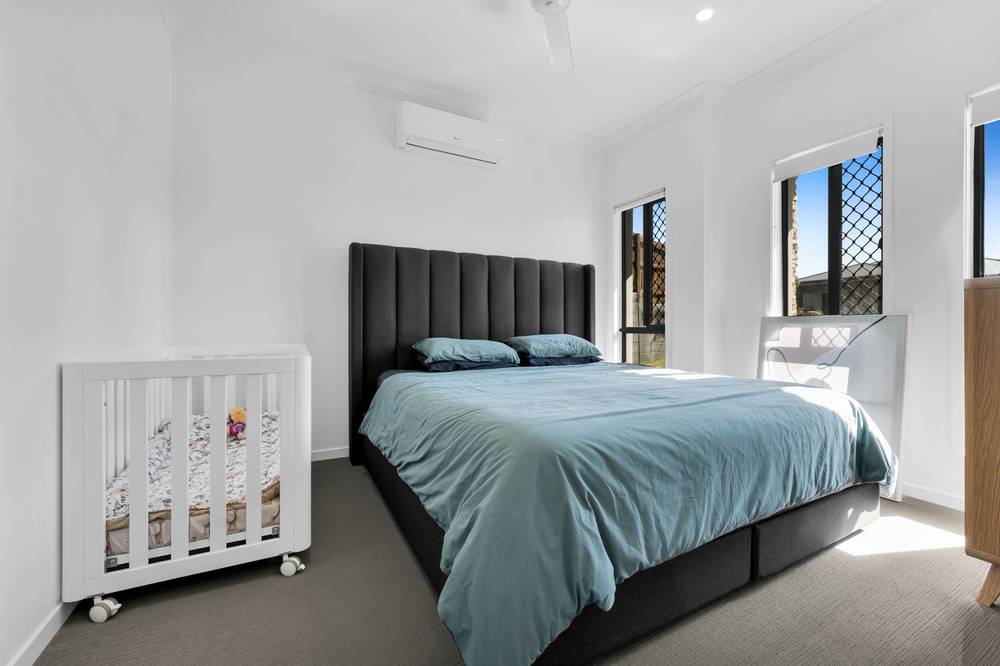 6 Kippen Close, Spring Mountain, QLD 4300