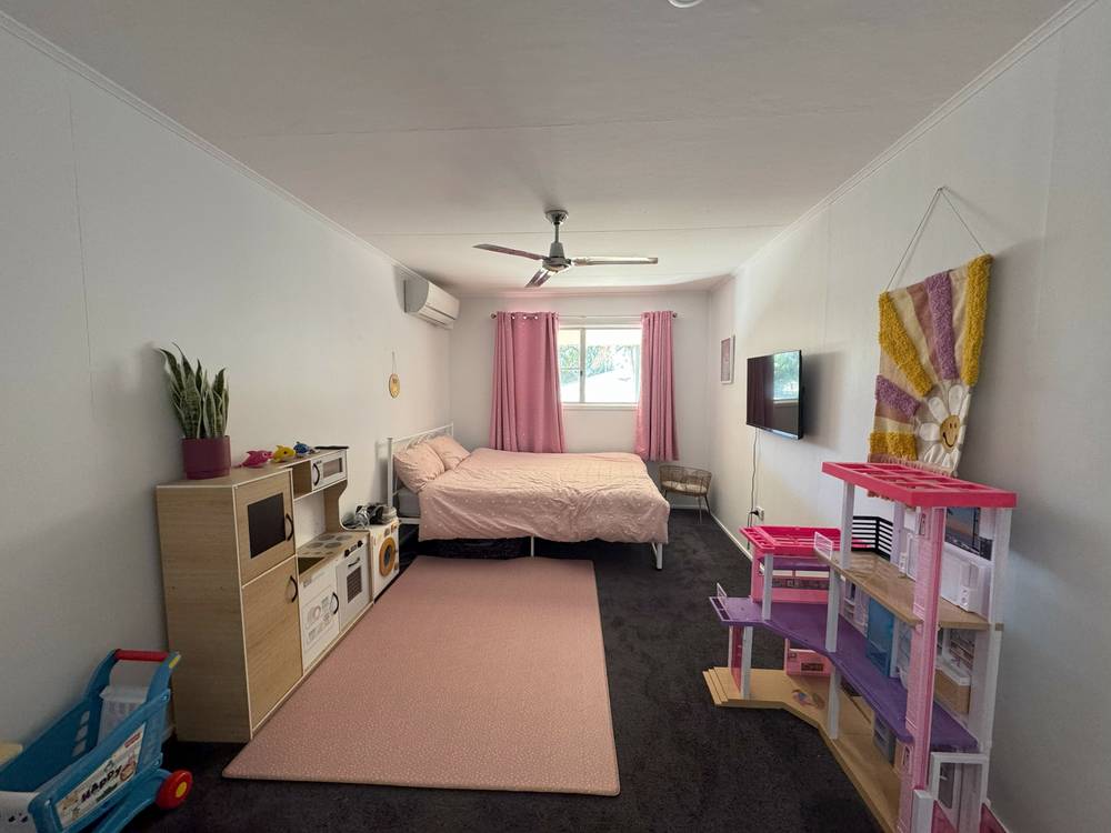 9 Lederhose St, Moura, QLD 4718