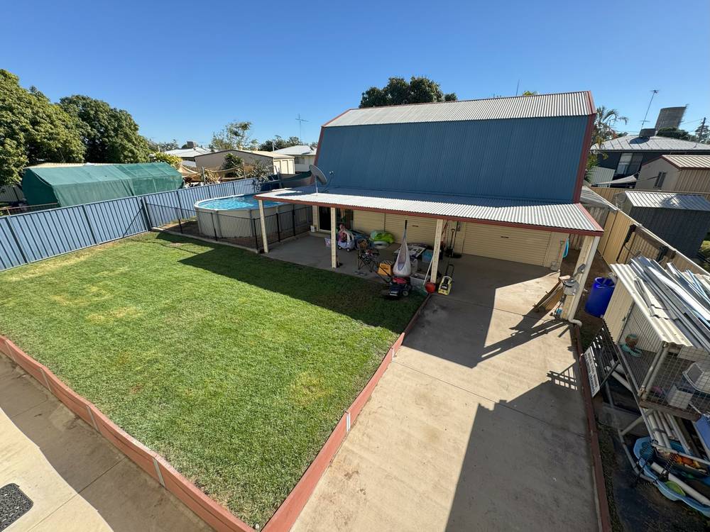 9 Lederhose St, Moura, QLD 4718