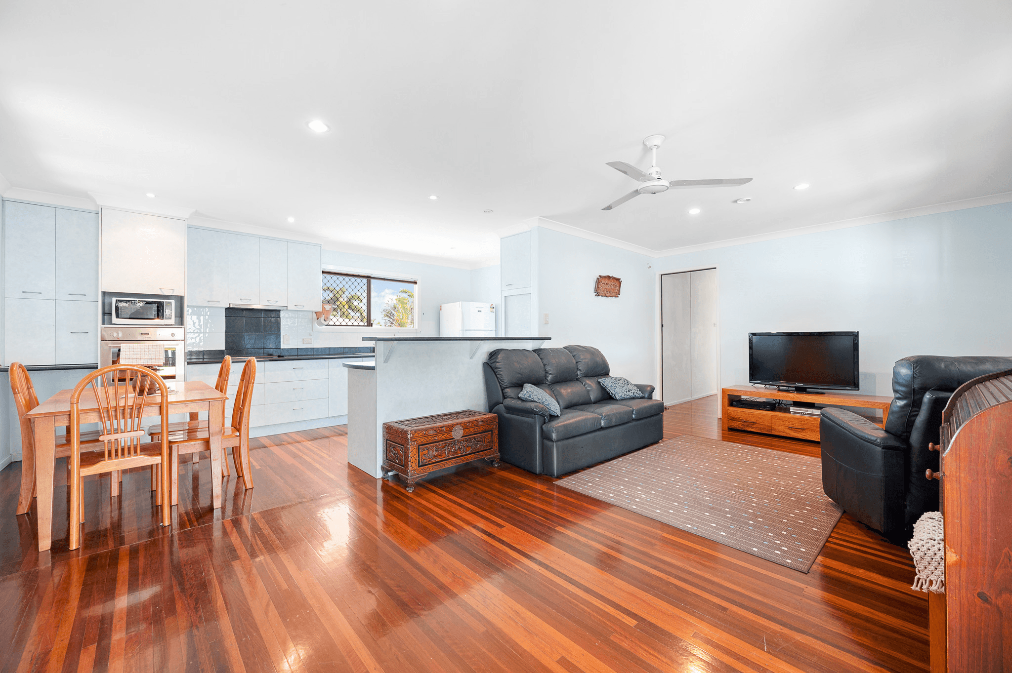 25 Morley Street, WEST GLADSTONE, QLD 4680