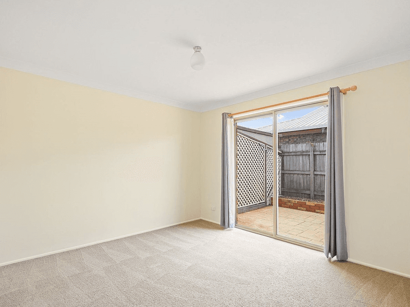 2/389  Greenwattle Street, WILSONTON, QLD 4350