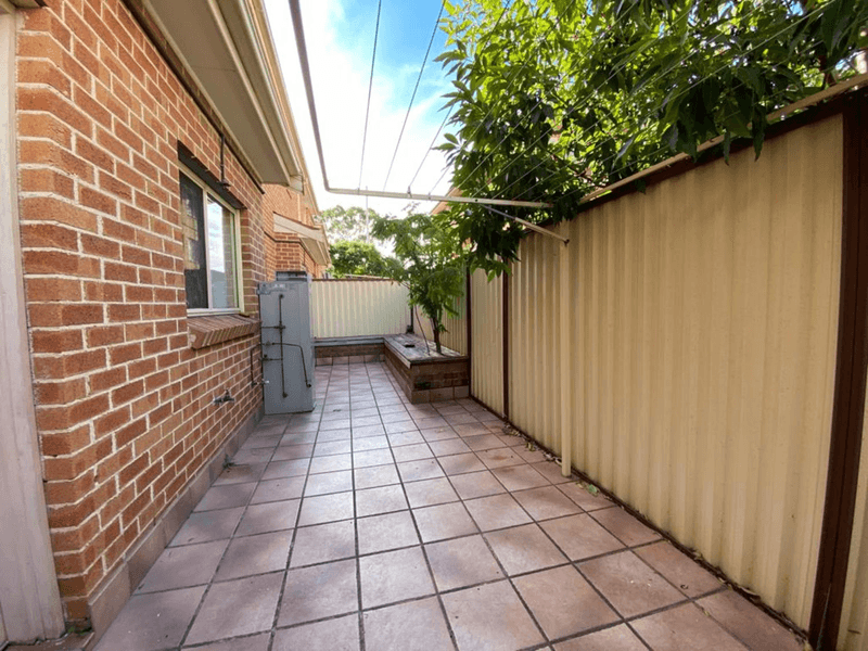 2/1 BRISBANE Street, Harris Park, NSW 2150