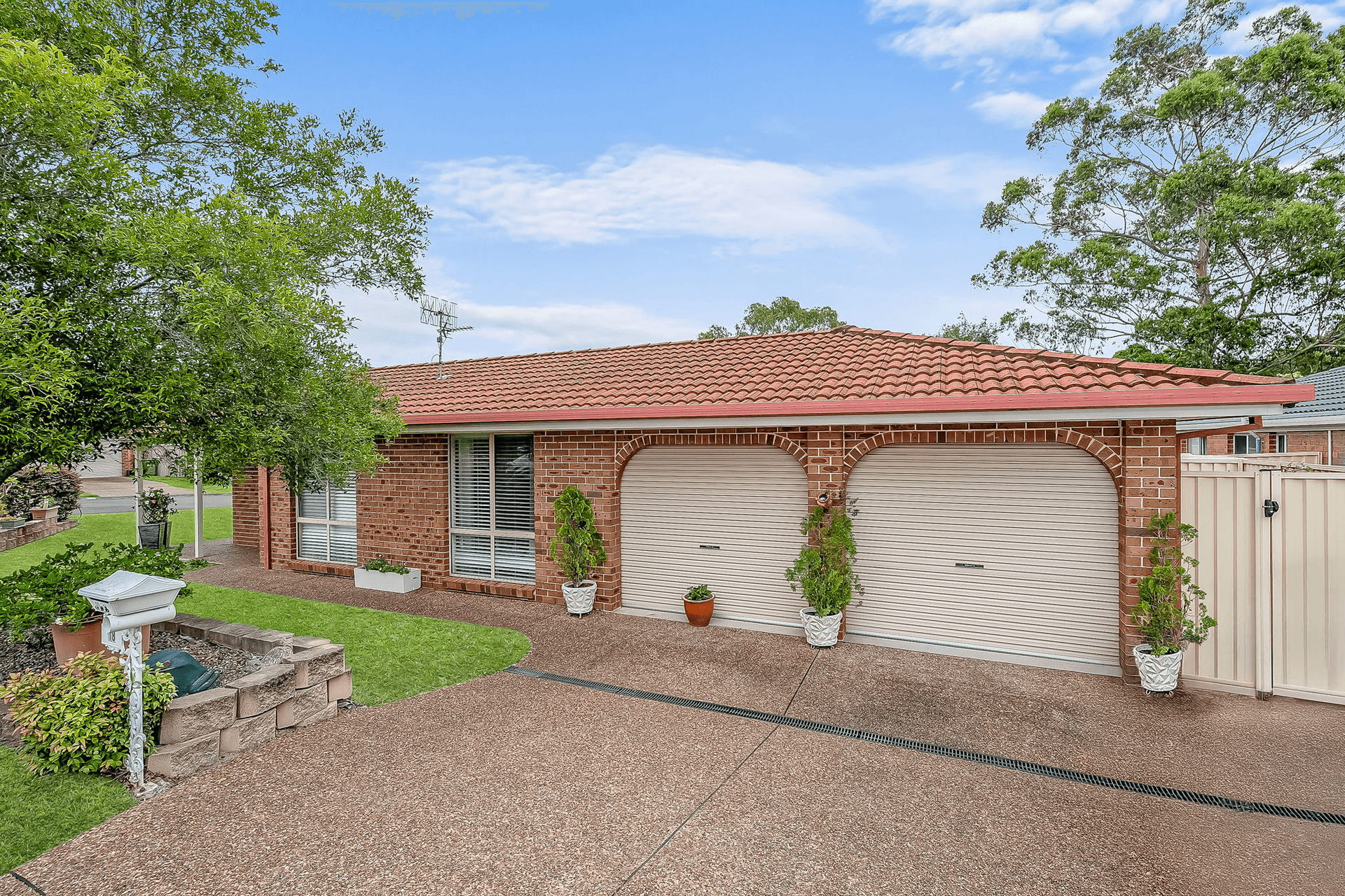 18 Newton Place, Blue Haven, NSW 2262