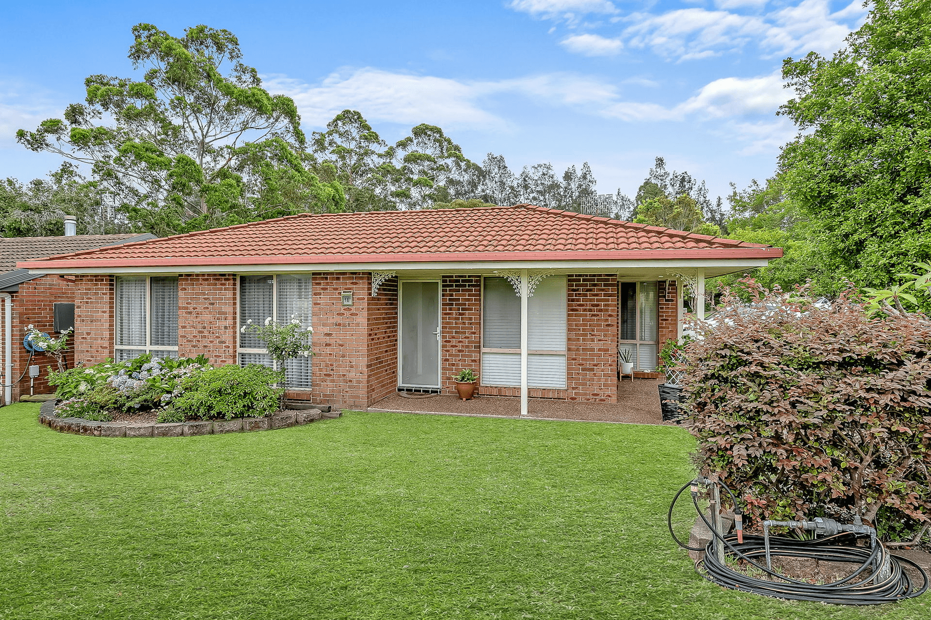 18 Newton Place, Blue Haven, NSW 2262