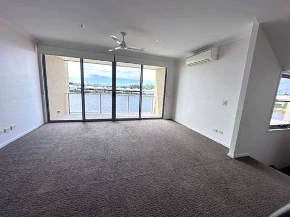 45 /5074 Emerald Island Drive, CARRARA, QLD 4211