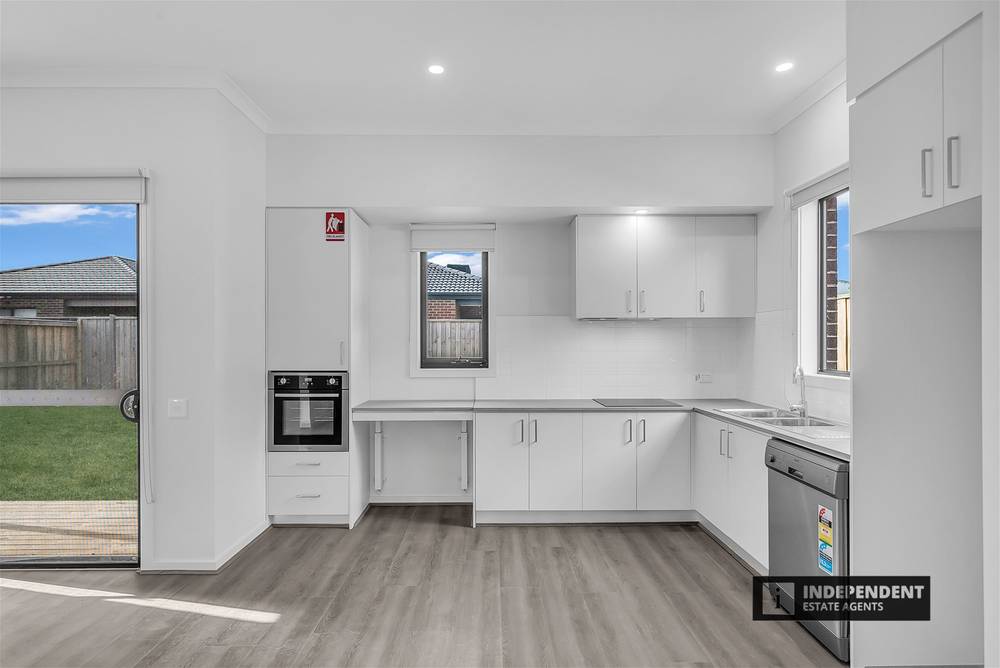 56 Claudia Crescent, KURUNJANG, VIC 3337