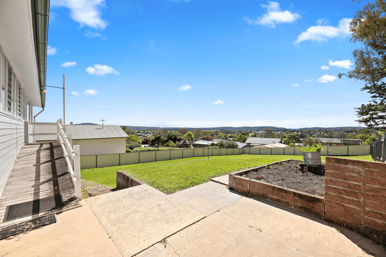 6 Emmott Street, MORUYA, NSW 2537