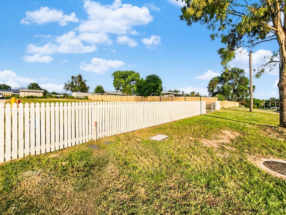 12 Bowen Street, HELIDON, QLD 4344