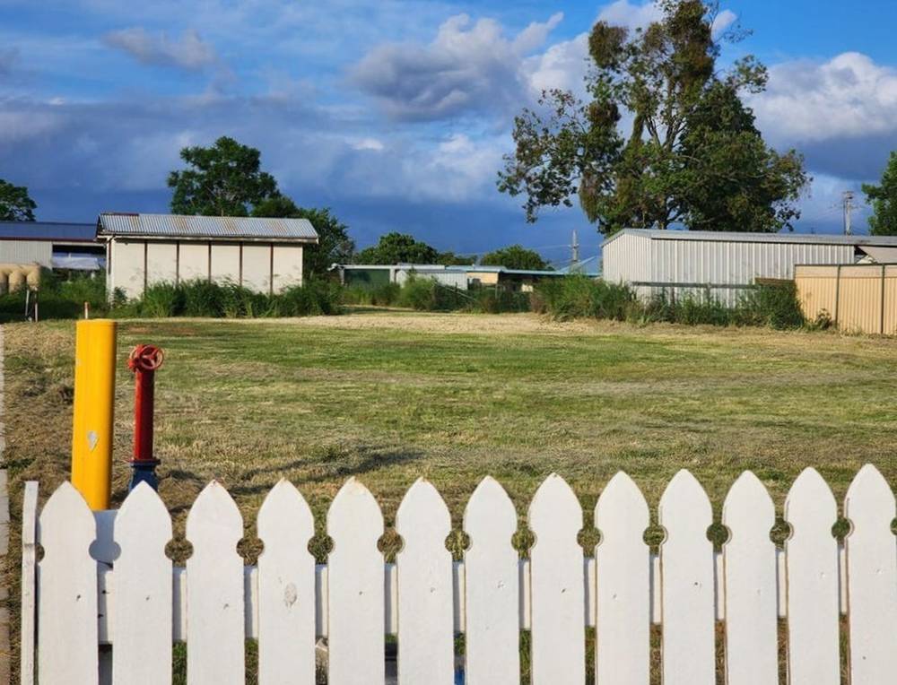 12 Bowen Street, HELIDON, QLD 4344