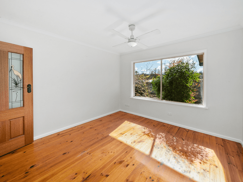 13 Jamieson Street, MYRTLEFORD, VIC 3737