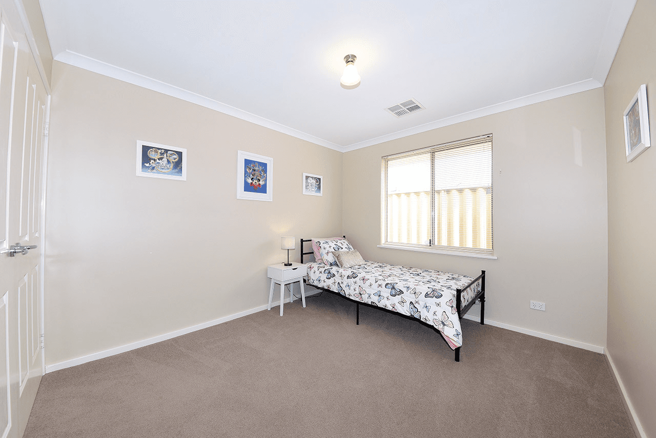 13 Oakbank Crescent, Butler, WA 6036