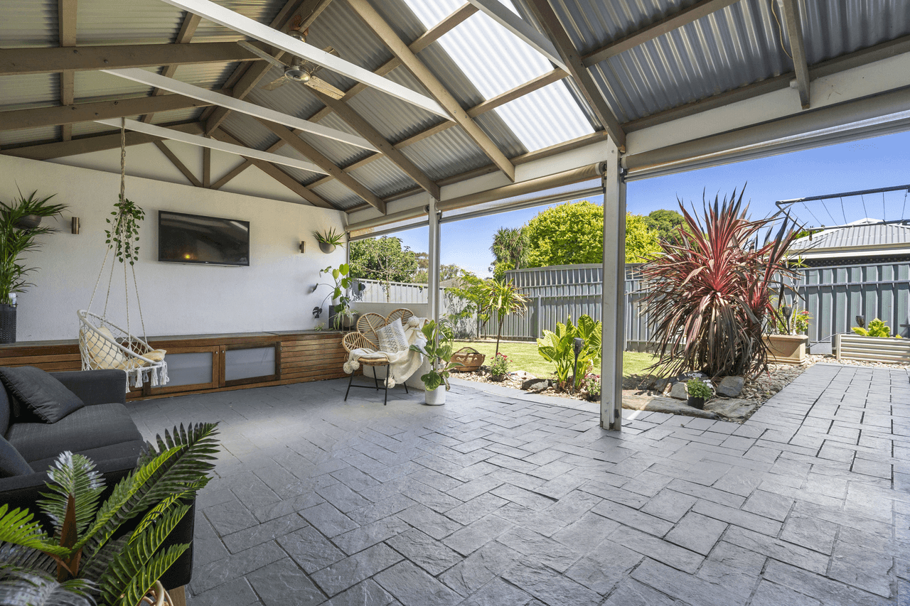 3 Kingston Avenue, HAPPY VALLEY, SA 5159