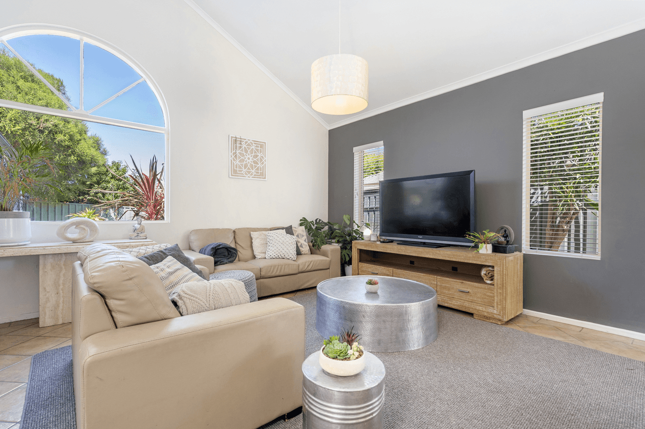 3 Kingston Avenue, HAPPY VALLEY, SA 5159