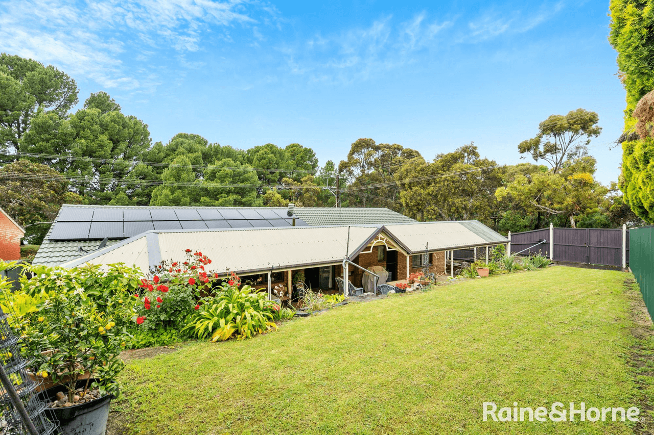 39 Chilcomb Drive, HUNTFIELD HEIGHTS, SA 5163