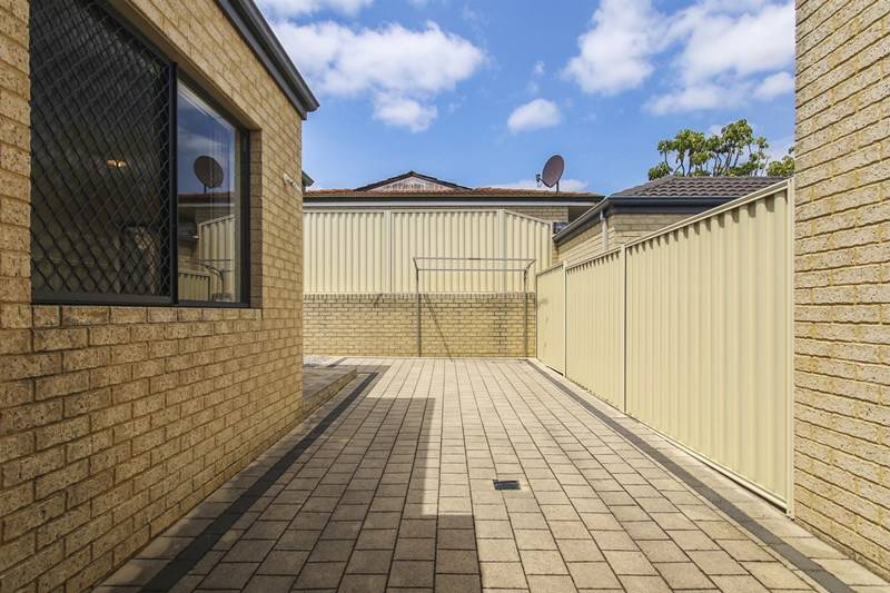 6/74 Gilbertson Road, KARDINYA, WA 6163