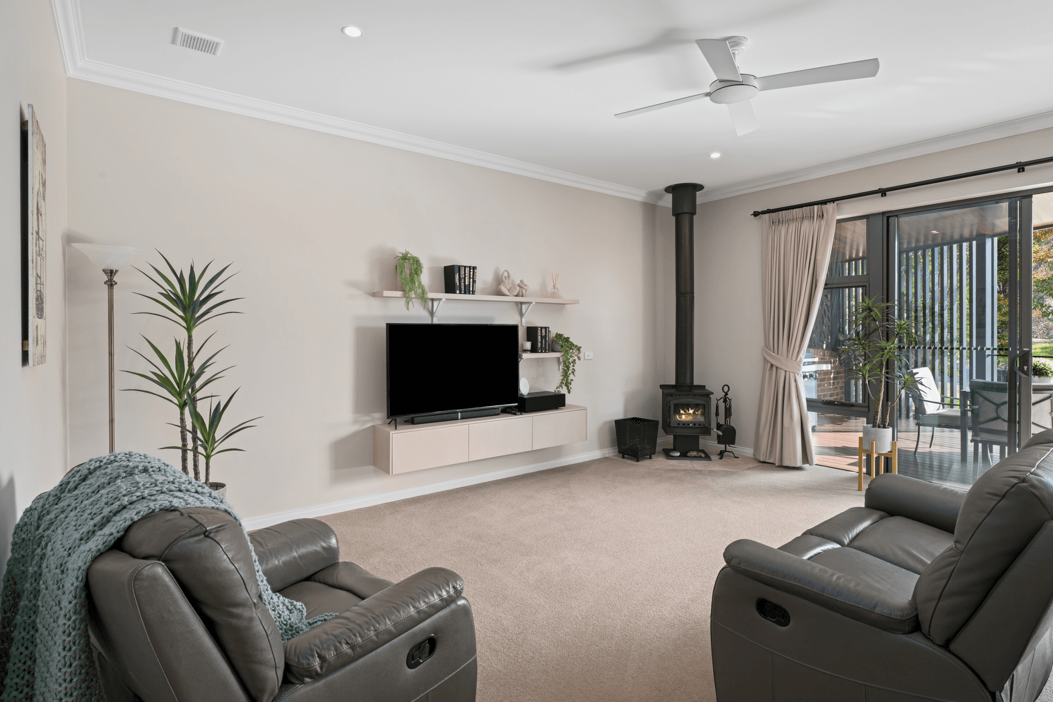 2 Elizabeth Crescent, BELLBRIDGE, VIC 3691