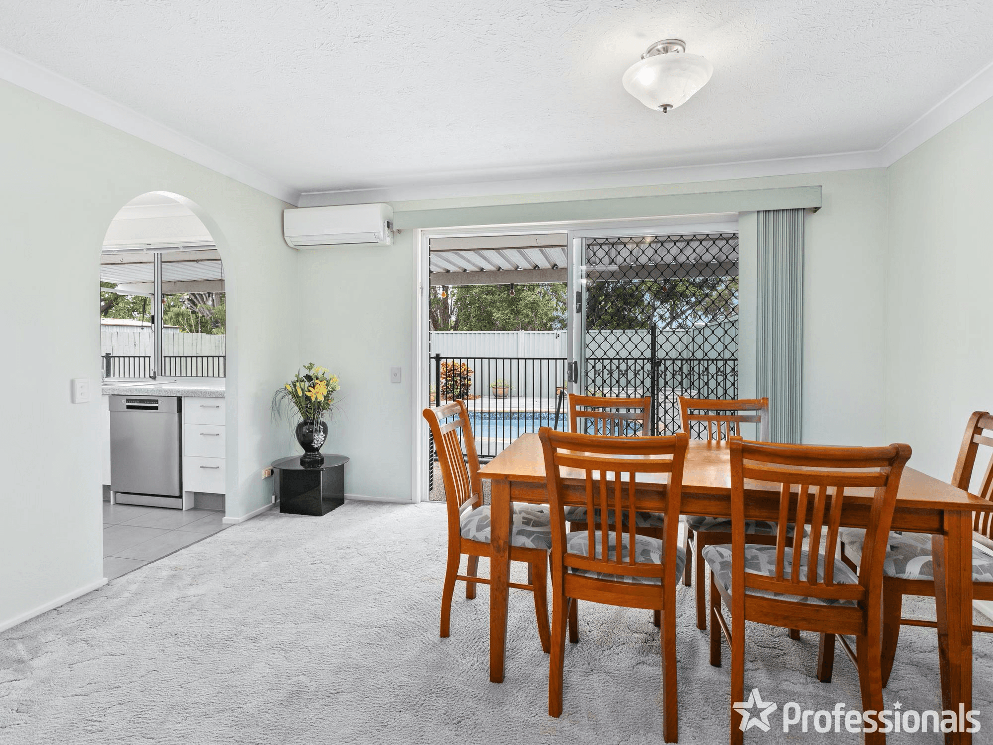 1/83 Treeview Drive, BURLEIGH WATERS, QLD 4220