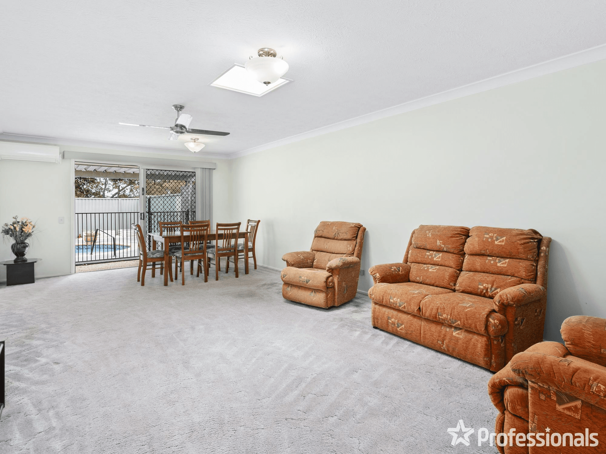 1/83 Treeview Drive, BURLEIGH WATERS, QLD 4220