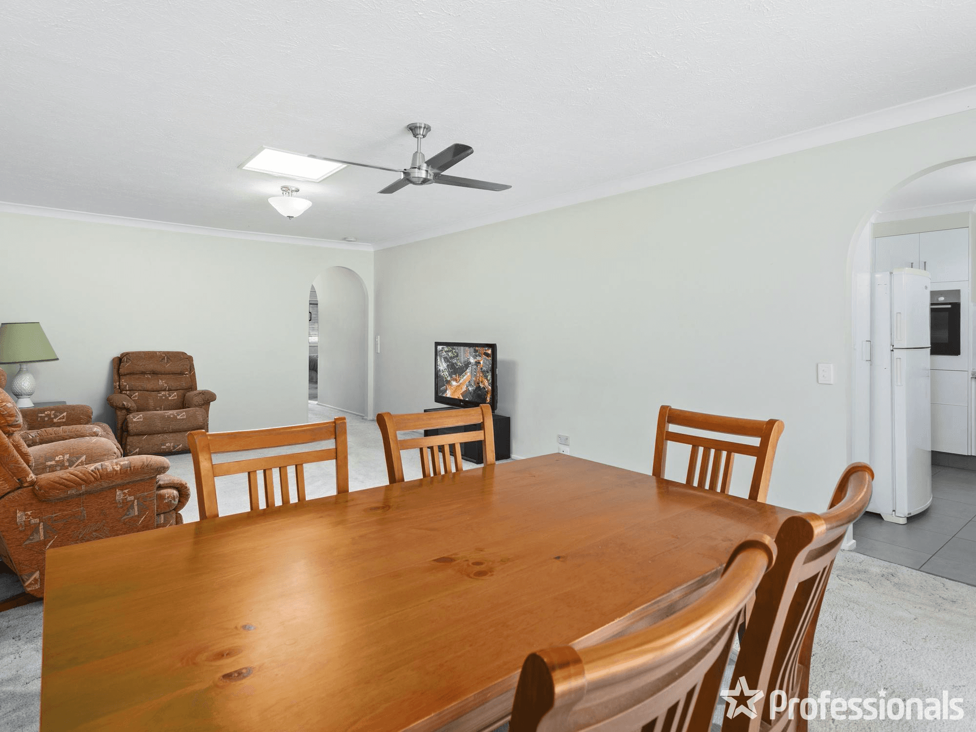 1/83 Treeview Drive, BURLEIGH WATERS, QLD 4220