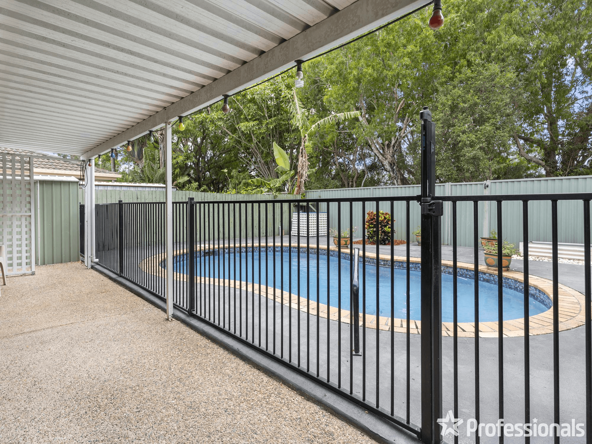 1/83 Treeview Drive, BURLEIGH WATERS, QLD 4220