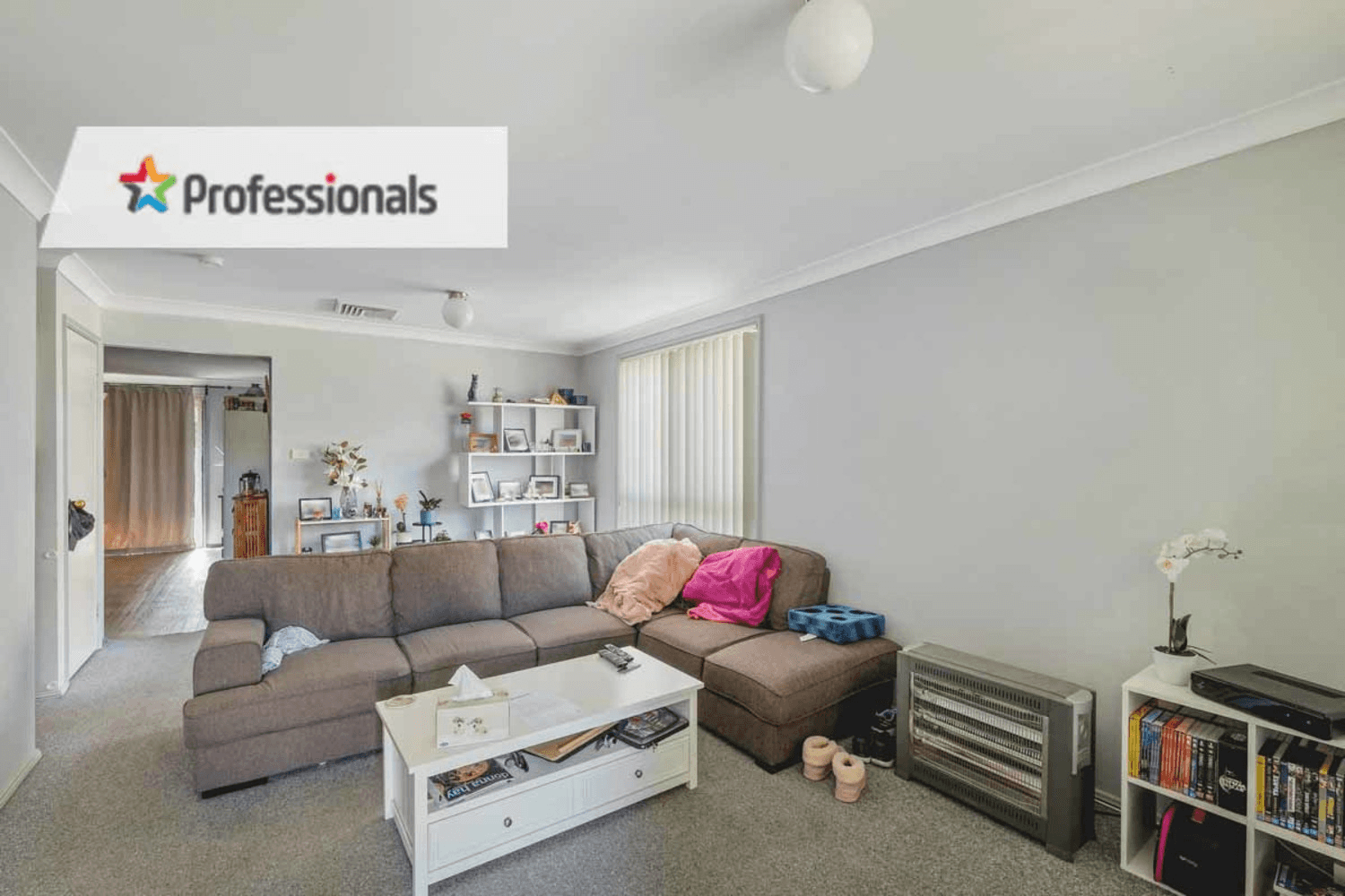 2/42 Luttrell Street, Glenmore Park, NSW 2745