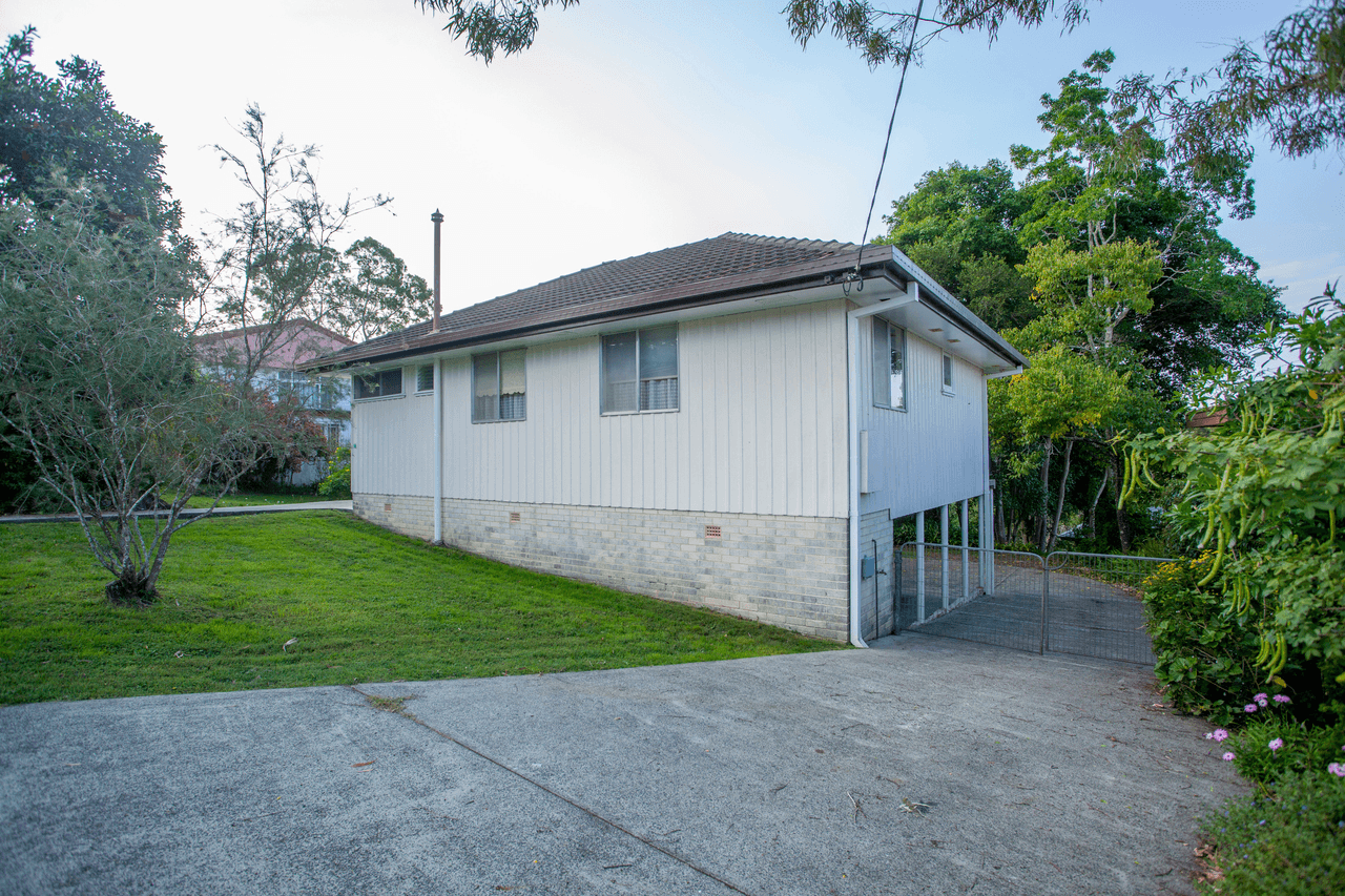 54 Ritchie Crescent, TAREE, NSW 2430