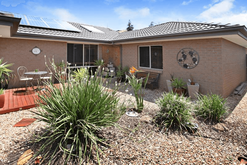 123 Phillip Drive, SUNBURY, VIC 3429