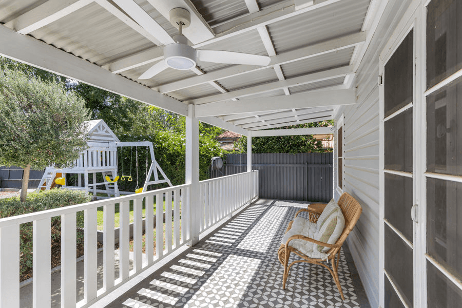 106 URANA STREET, TURVEY PARK, NSW 2650