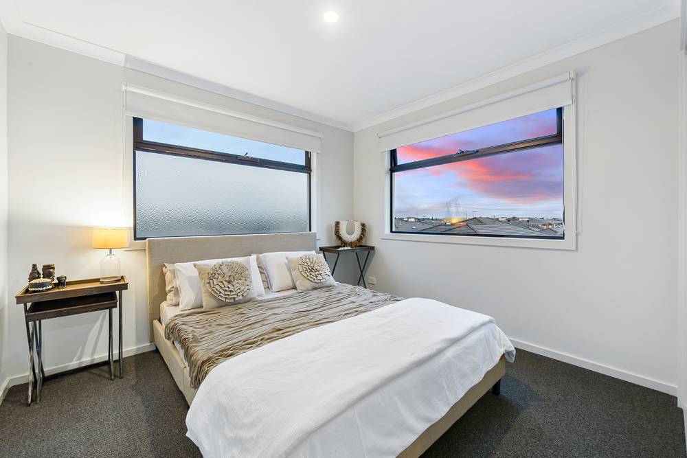 40 Chateau Promenade, Deanside, VIC 3336