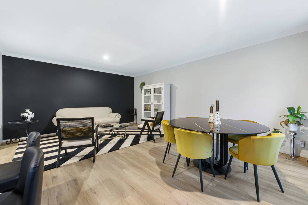 40 Chateau Promenade, Deanside, VIC 3336