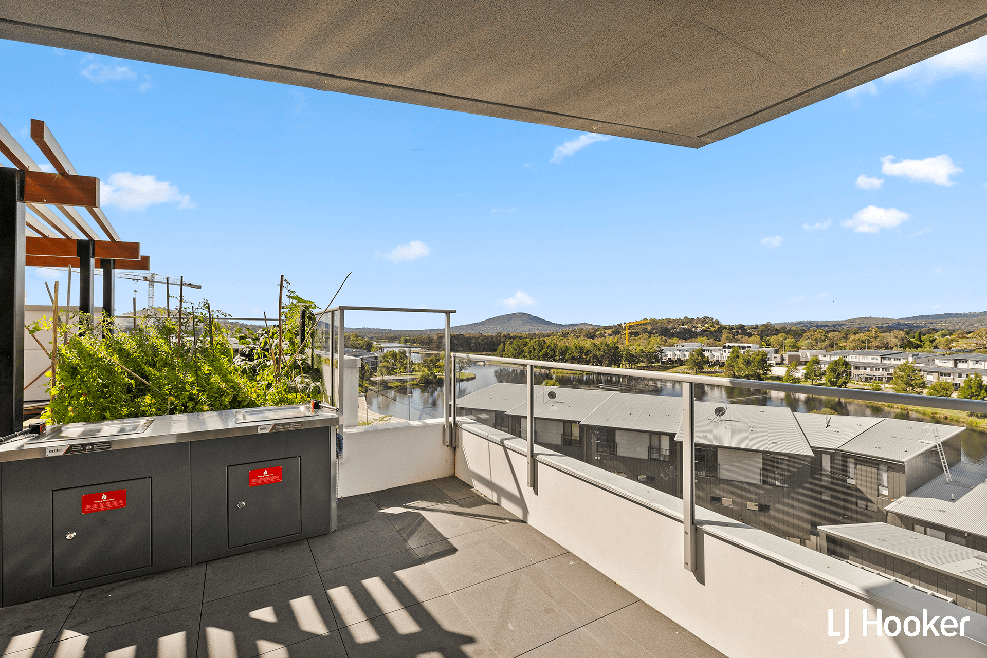239/325 Anketell Street, GREENWAY, ACT 2900