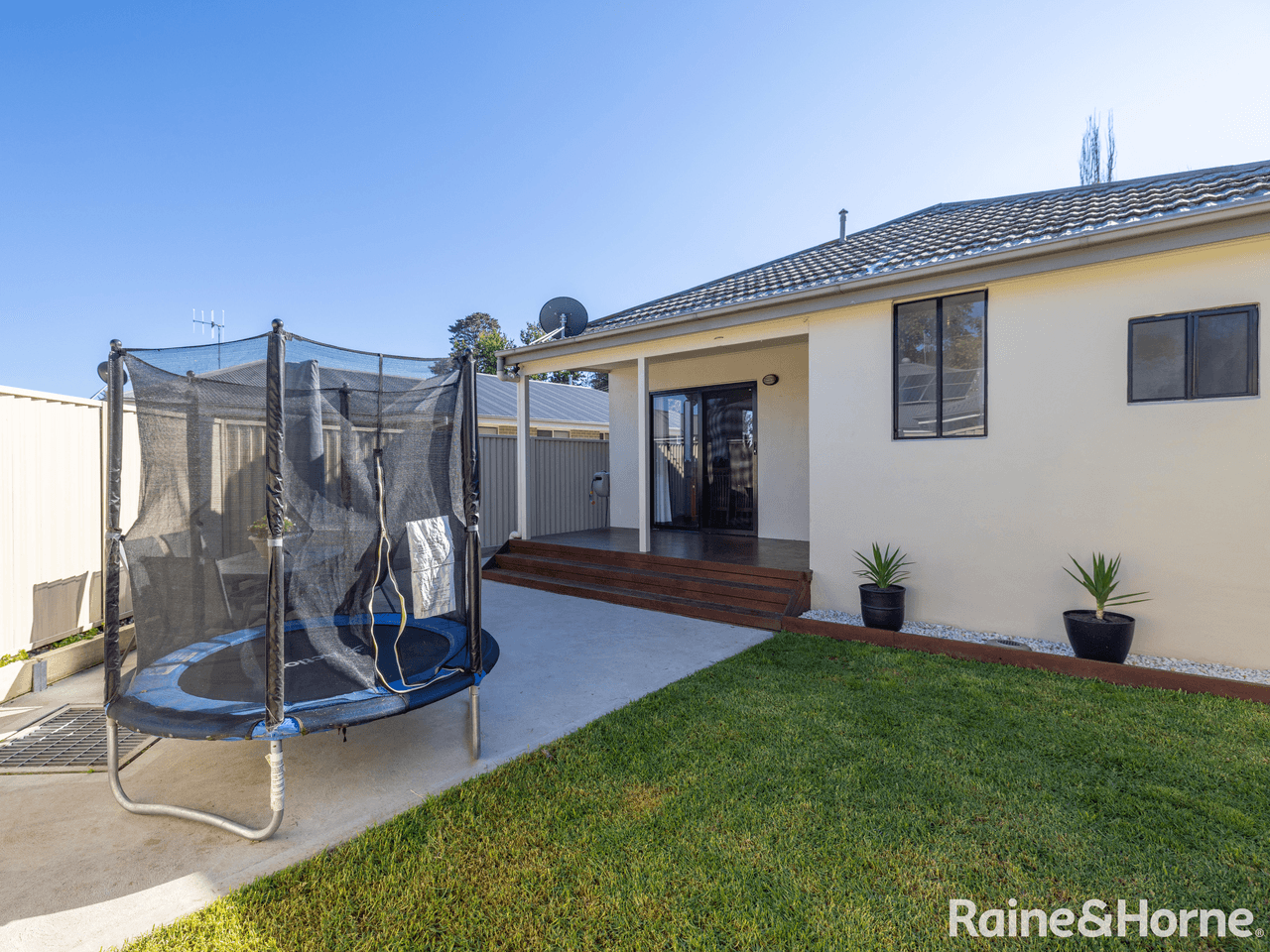 16 Kefford Street, BATHURST, NSW 2795