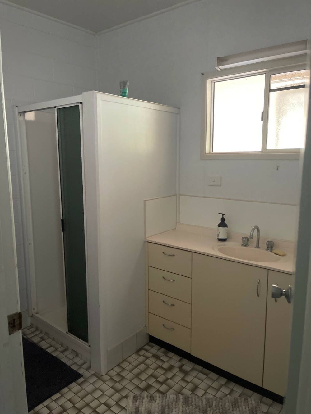 Unit 3/15 Casuarina Cres, Trunding, QLD 4874