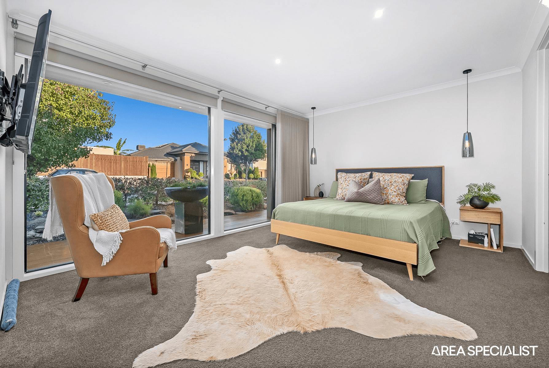 31 Flagstaff Crescent, Clyde North, VIC 3978