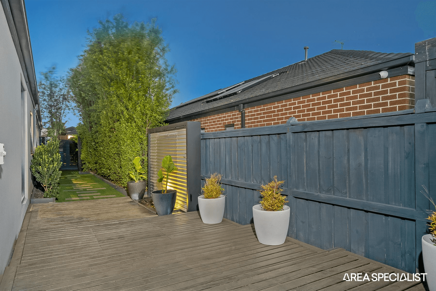 31 Flagstaff Crescent, Clyde North, VIC 3978