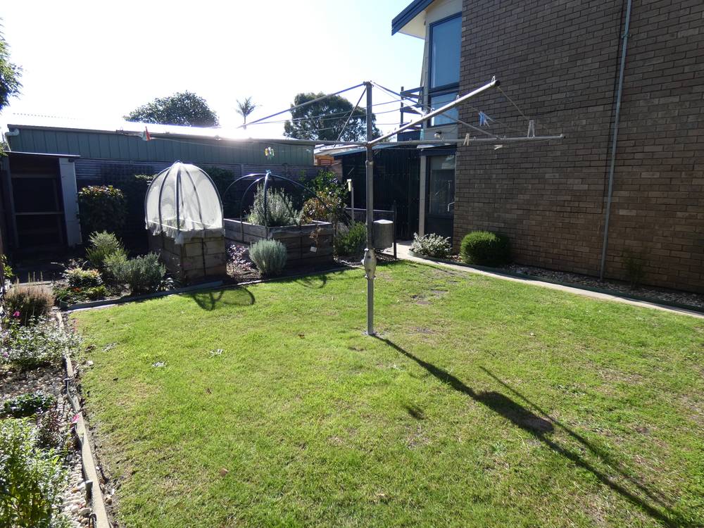 8 Endeavour Ct, Lakes Entrance, VIC 3909