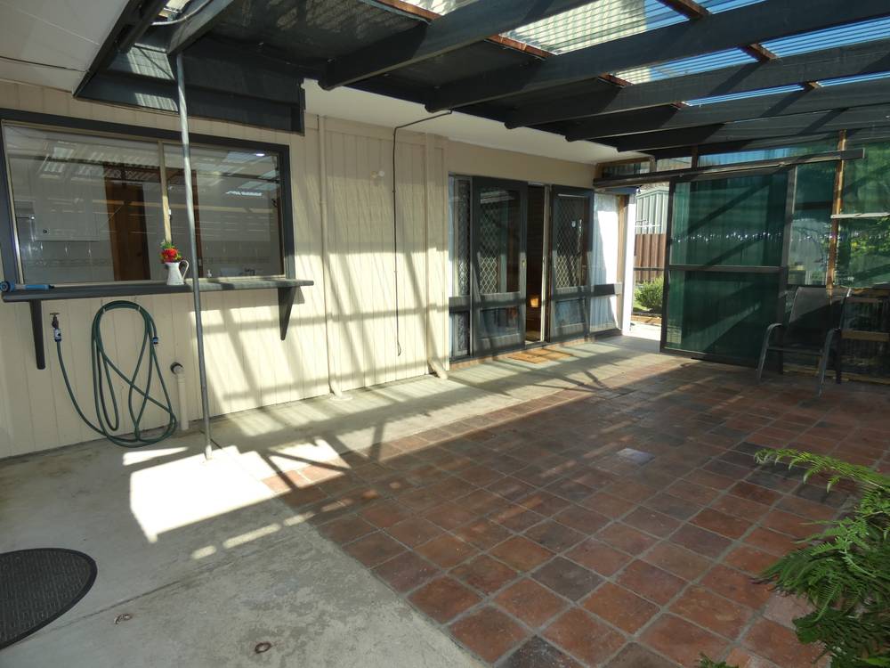 8 Endeavour Ct, Lakes Entrance, VIC 3909