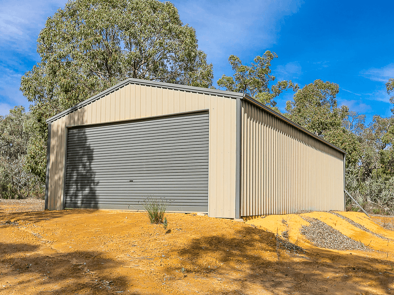 138 Turtledove Drive, LOWER CHITTERING, WA 6084