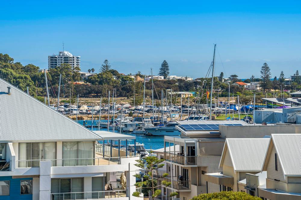 401/16 Dolphin Drive, Mandurah, WA 6210