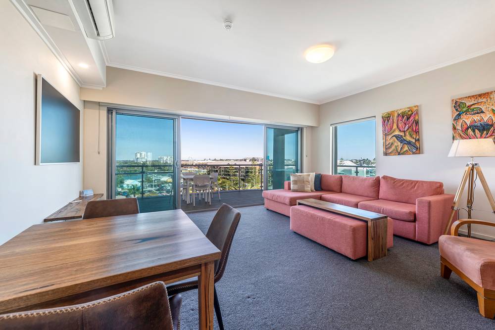 401/16 Dolphin Drive, Mandurah, WA 6210