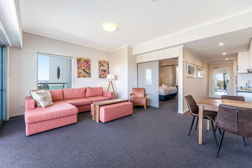 401/16 Dolphin Drive, Mandurah, WA 6210