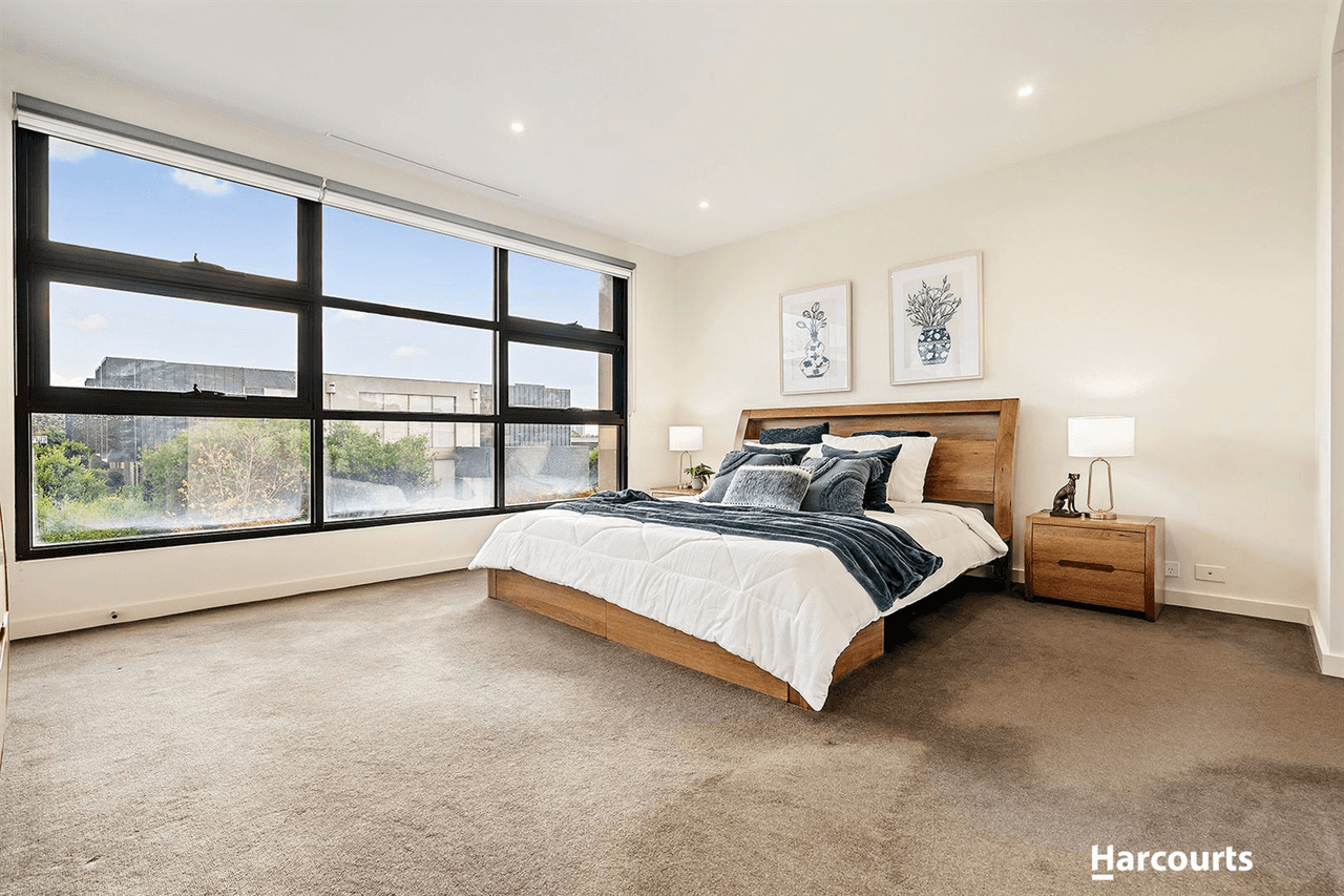 68 Main Drive, KEW, VIC 3101