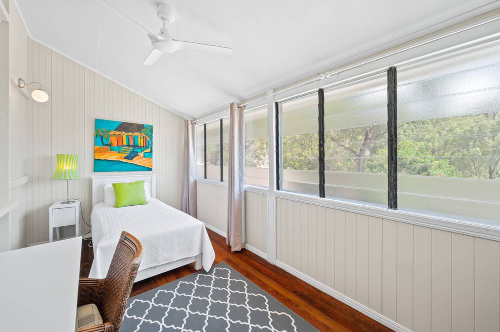 22A Rattray Avenue, HIDEAWAY BAY, QLD 4800