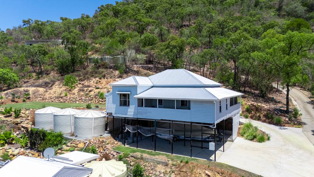 22A Rattray Avenue, HIDEAWAY BAY, QLD 4800
