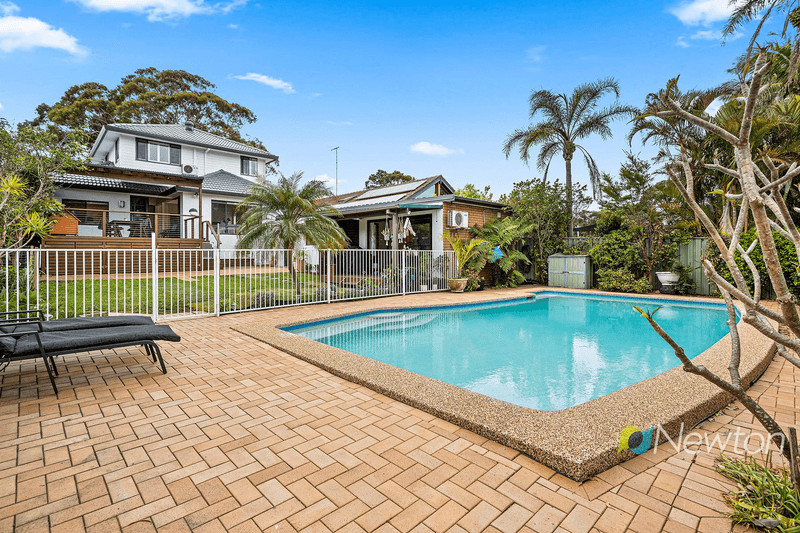 18 Castelnau Street, CARINGBAH SOUTH, NSW 2229